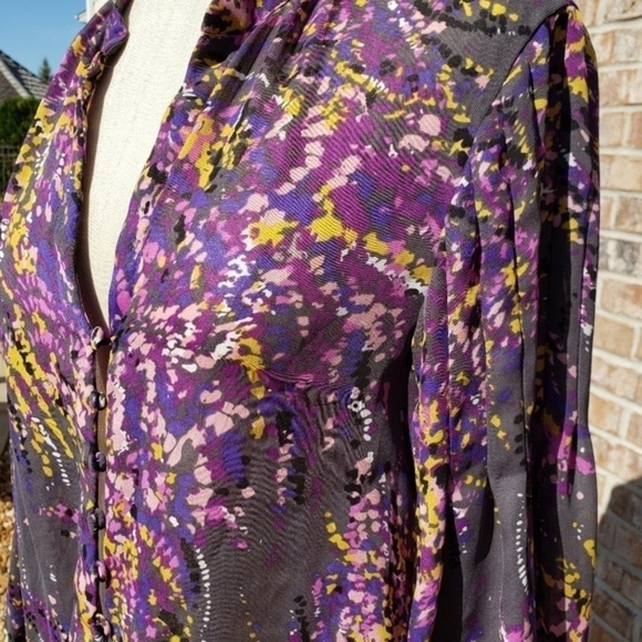 Parker Vibrant Pleated Button-Down Blouse Multi L - Picture 2 of 8